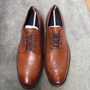 Cole Haan Tan Wing Oxford Men Size 9